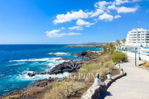Modern Townhouse In Seaside Complex In Amarilla Golf