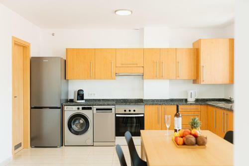 Spacious Apartment With Large Terrace In Amarilla Golf