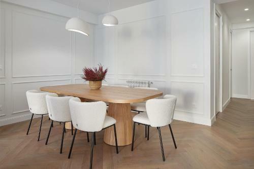 Apartamento The Rentals Collection - Opera