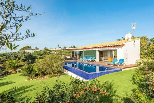 Villa Iris Torret By Villa Plus