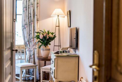 Hotel Ch�teau De La Tour De Puits