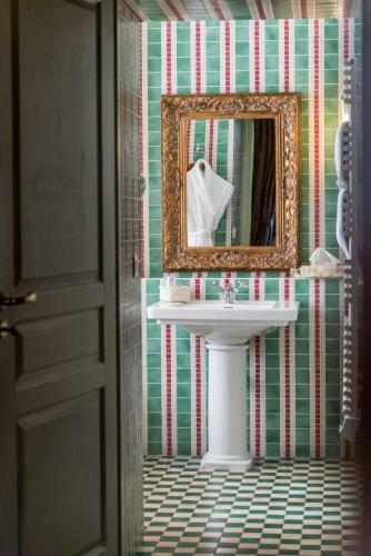 Hotel Ch�teau De La Tour De Puits