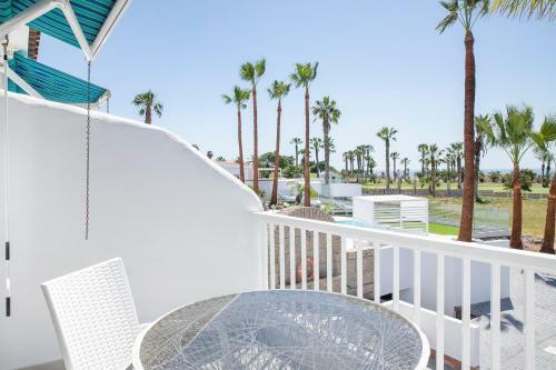 Apartamento The Club - Accommodation - Dining - Events