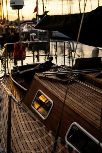 The Captains Locker - 30ft Yacht