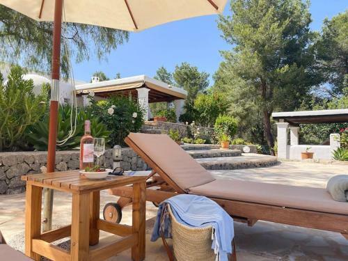 Fully Equipped Villa With Pool And Gym