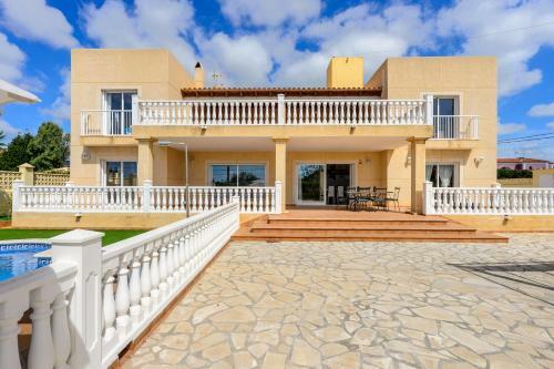 Villa Next To Playa Bossa