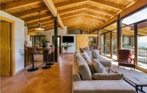 Villa Arc De Can Puig Luxury Holiday Home In Catalonia