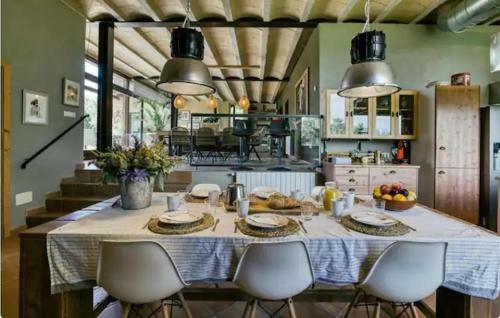 Villa Arc De Can Puig Luxury Holiday Home In Catalonia