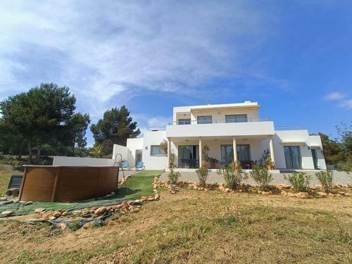 Modern Villa In Cala Jondal Porroig