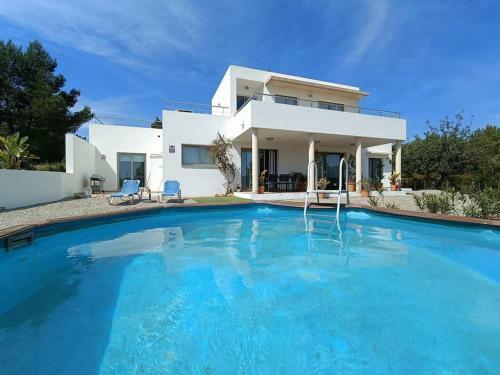 Modern Villa In Cala Jondal Porroig