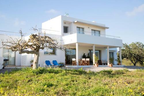 Modern Villa In Cala Jondal Porroig