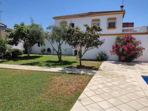 Chalet Con Piscina