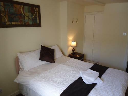 Hostal The Silverton Inn
