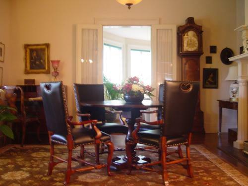 Bed & Breakfast 1900 Inn On Montford
