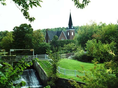 B&B Hillhouse