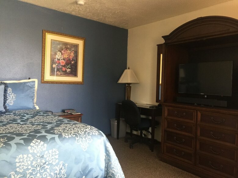 Motel Crest Country Inn