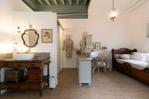 4 Apartamentos Independientes En Casa Palacio