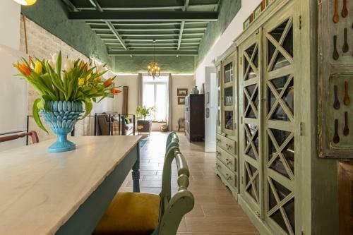 4 Apartamentos Independientes En Casa Palacio