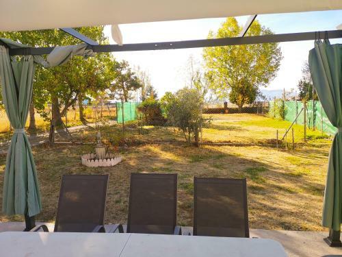 Agradable Casa Con Jard�n: Casasola