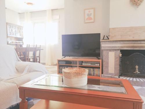 Agradable Casa Con Jard�n: Casasola
