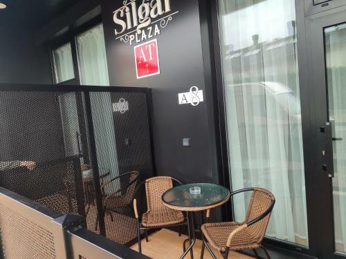 Apartamentos Silgar Plaza