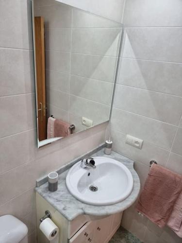 Apartamento Piso Nuevo Al Lado Playa Parking Privado Gratis