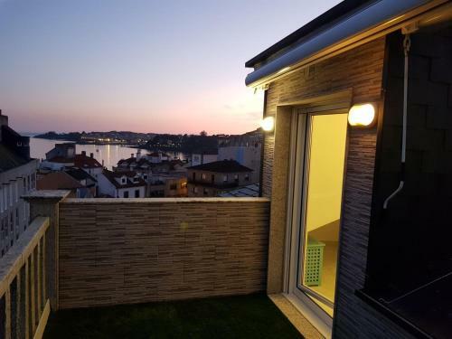 Apartment In Downtown Sanxenxo With Sea 0169