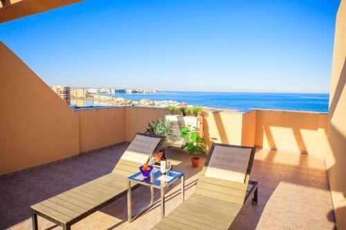 Apartamento Atico Con 2 Dormitorios La Manga