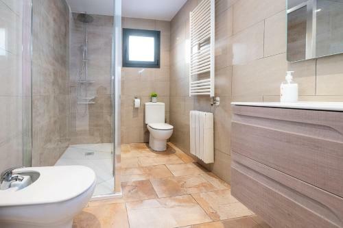 Fantastic House With Jacuzzy Ideal For Families