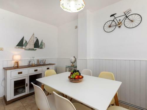 Apartment Calima By Interhome