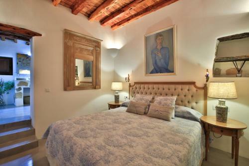 Villa Serras - San Antonio