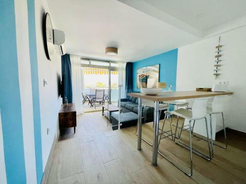 Paraiso Designer Conditioned Apartment With Terrace