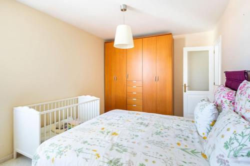 Large Detached Villa With Private Enclosed Pool
