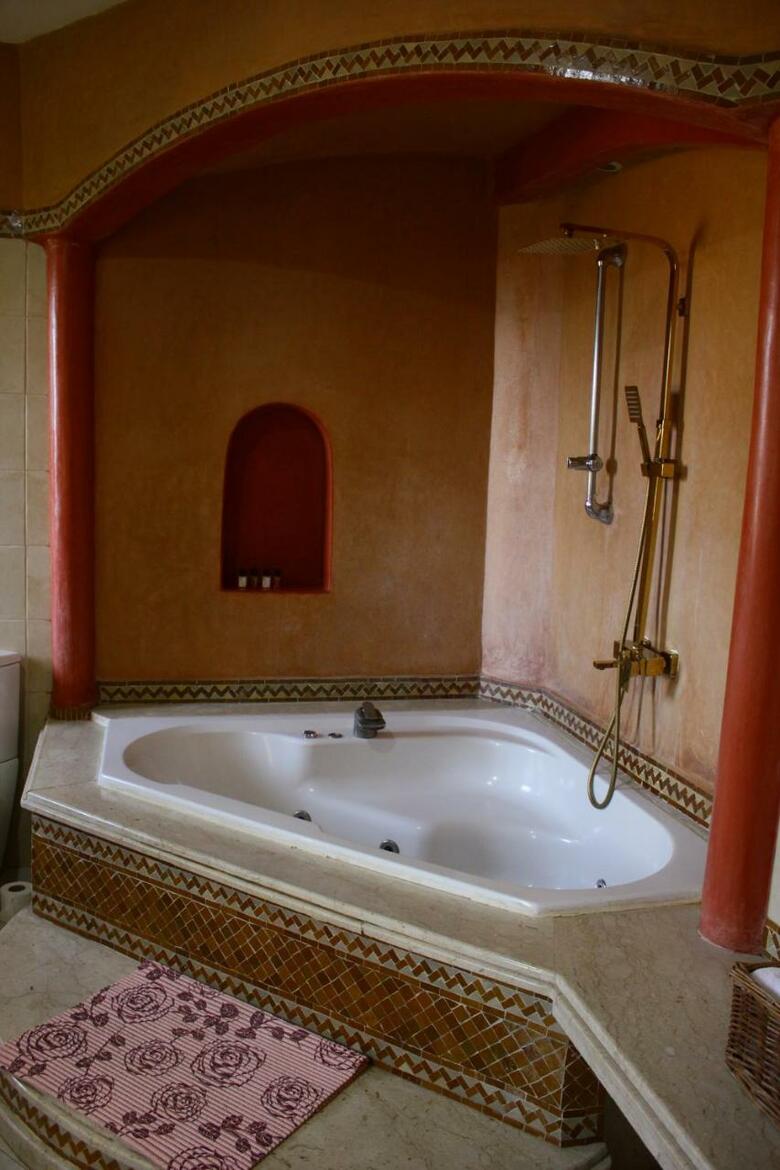 Riad Noumidya