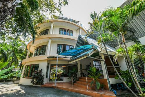 Hostal Suanpalm Garden View