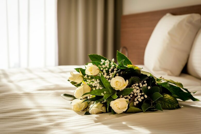 Hotel Invite