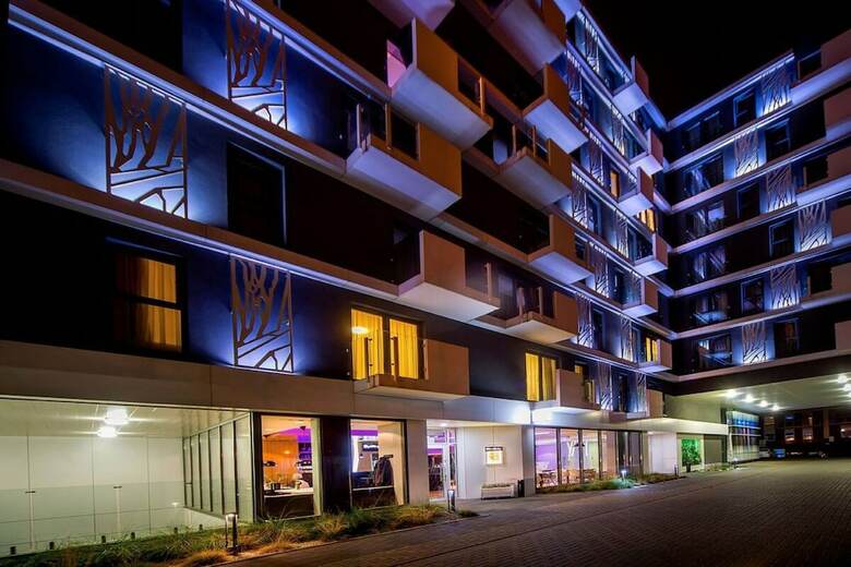 Hotel Invite