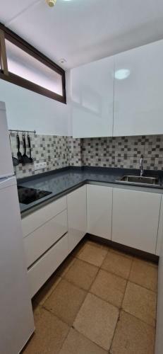 Marlenghi Apartments 413
