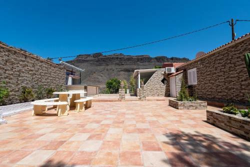 3br Country Home - Private Pool & Terrace