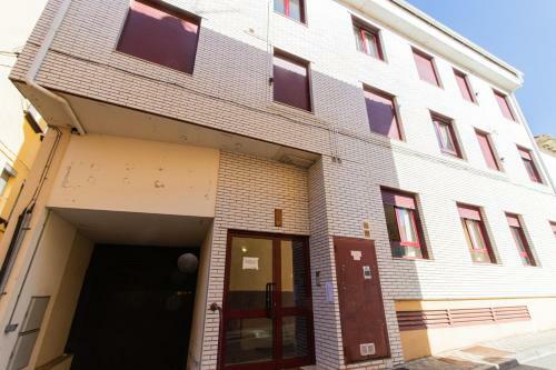 Cozy Apartment & Free Parking In Sabi�anigo