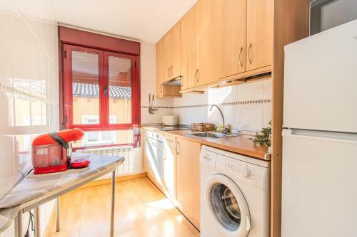 Cozy Apartment & Free Parking In Sabi�anigo