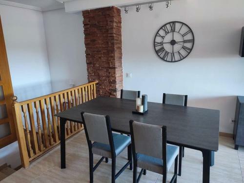 Apartamento Duplex Con Piscina En Rub�