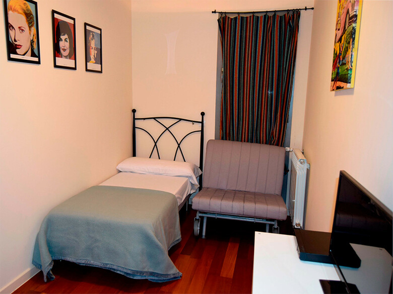 Apartamentos Las Margas Sabi��nigo 3000