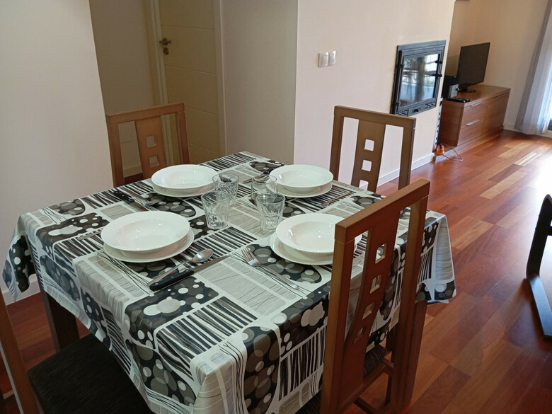 Apartamentos Las Margas Sabi��nigo 3000