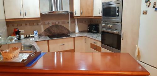 Centro De Sabadell Apartamento Espacioso