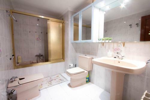 Apartamento Acogedor Piso De 6 Camas