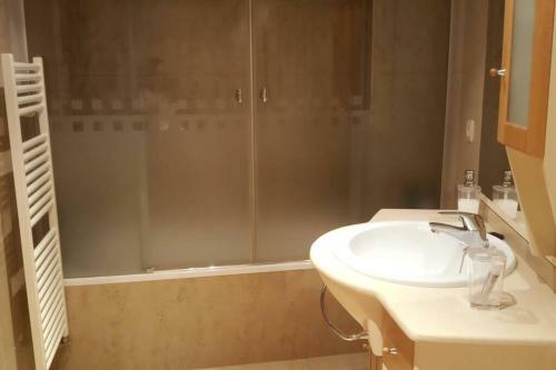 Apartamento Vivienda Familiar En Alfonso IX De Le�n