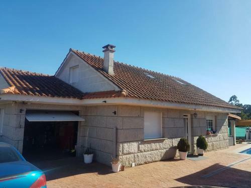 Chalet Con Piscina En O Rosal