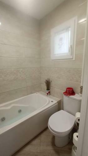 Els Rosers - Con Jacuzzy Xl Y Barbacoa
