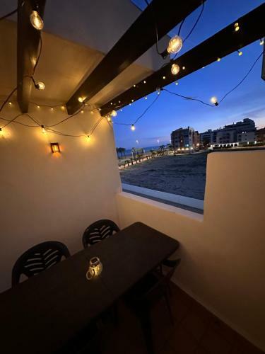 Apart� Roquetas De Mar 1� Linea Playa